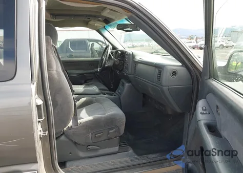 2001 Chevrolet Silverado 1500 Ls из США, поврежденный, VIN 2GCEK19T411405402